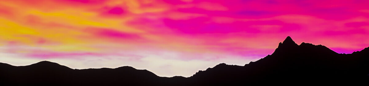 MAGIC HOUR