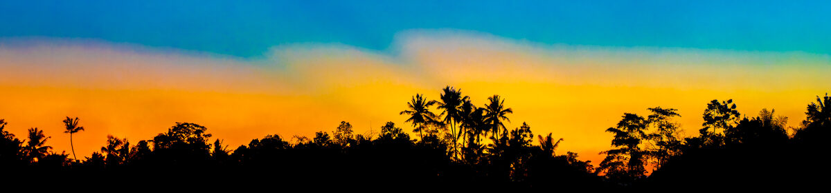 MAGIC HOUR